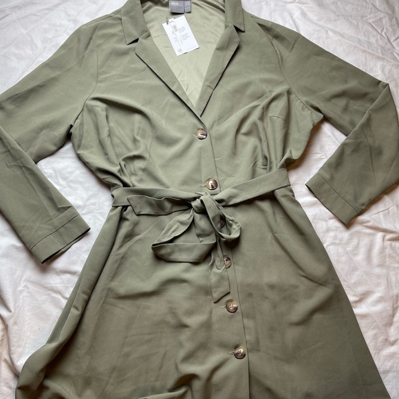 ASOS Button Down Tie Knot Dress - Picture 7 of 8